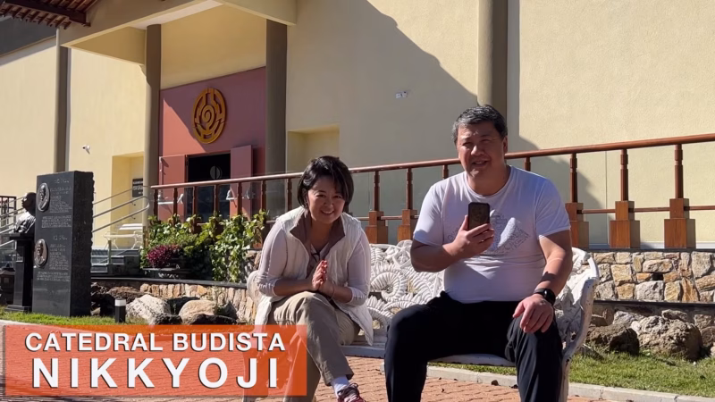 A Bênção de fazer Gohoukou (atividades religiosas). Depoimento de Bênção - Tsunekiti Komura e Yuri Yassunaka da Catedral Budista Nikkyoji em São Paulo.